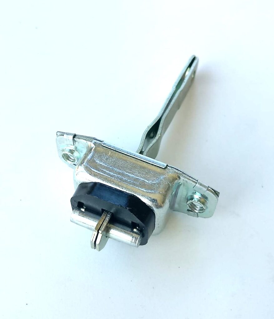 6861087Z01000 – CERNIERA PORTA